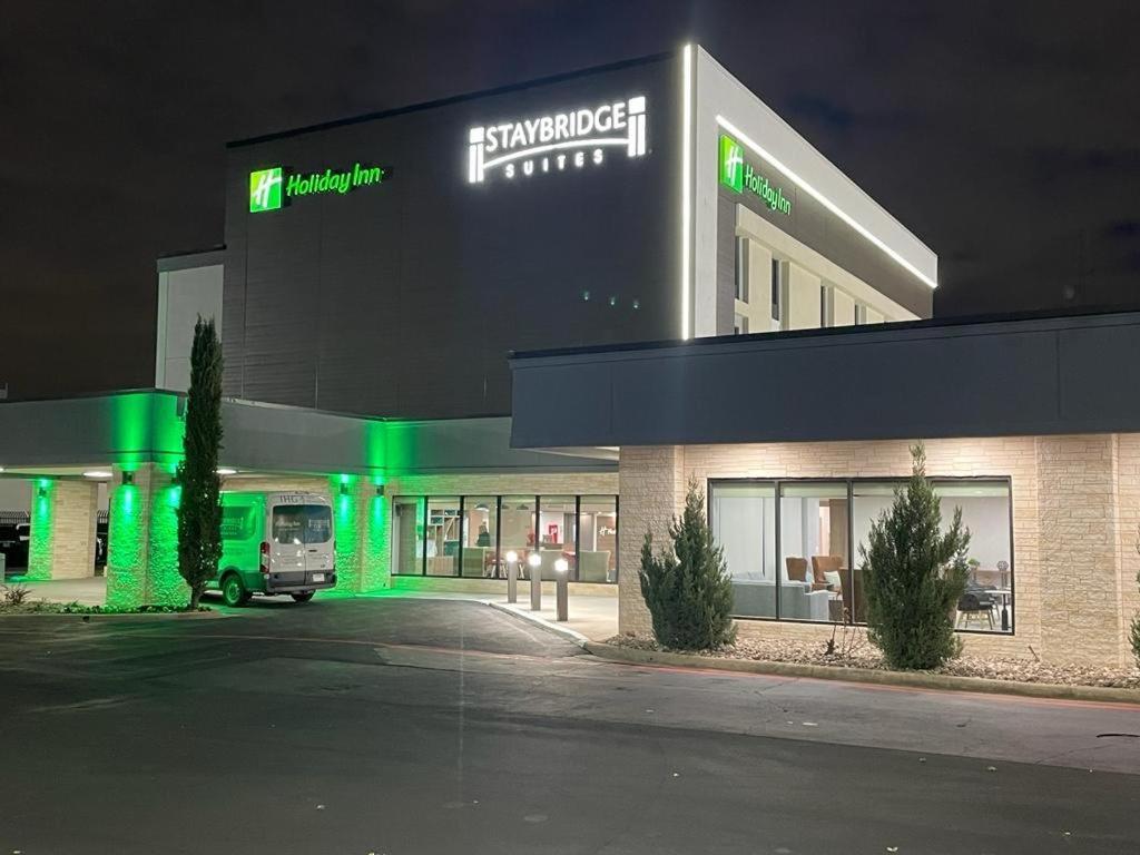 Holiday Inn Dallas Market Ctr Love Field By Ihg Ngoại thất bức ảnh