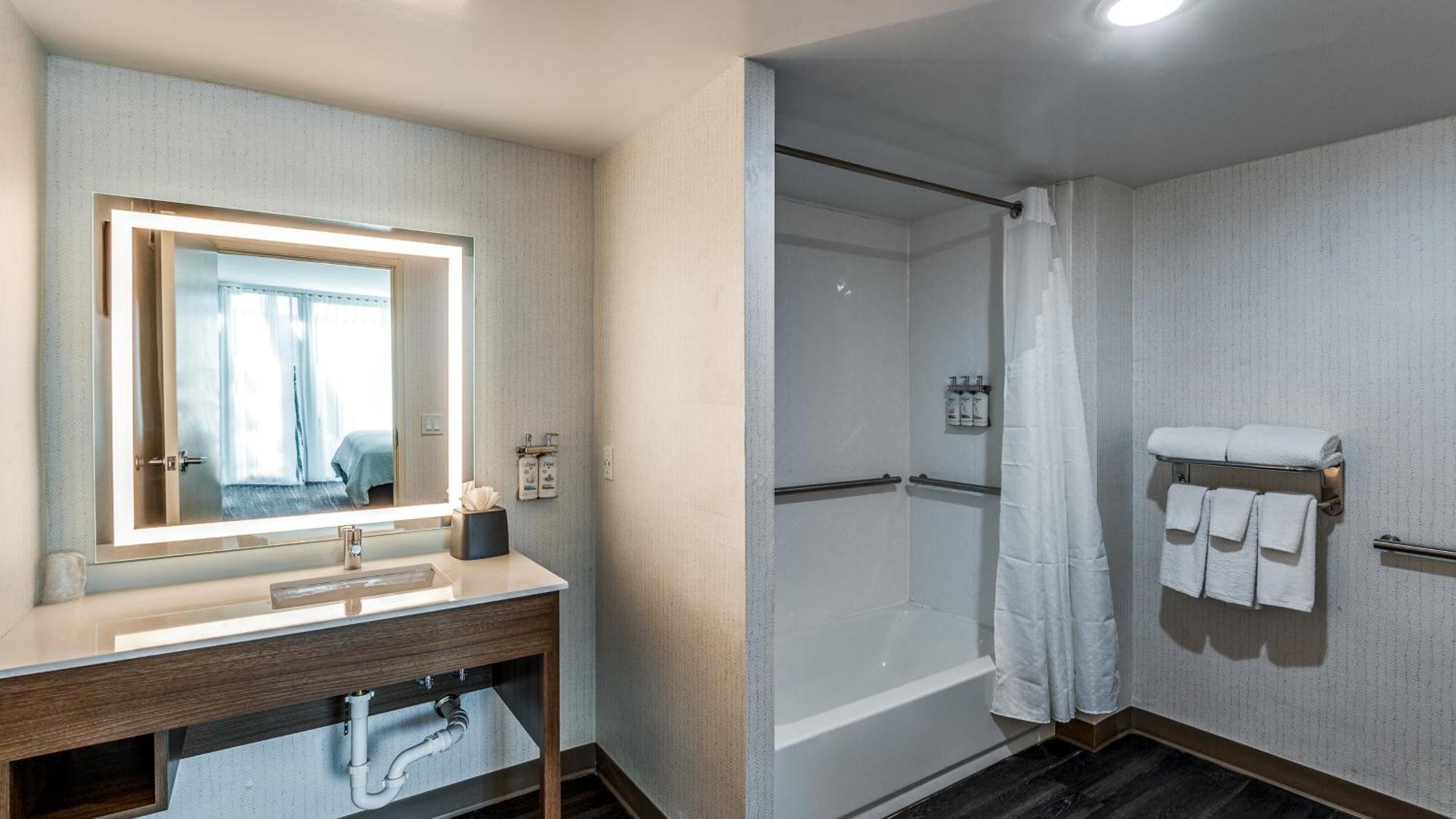 Holiday Inn Dallas Market Ctr Love Field By Ihg Ngoại thất bức ảnh
